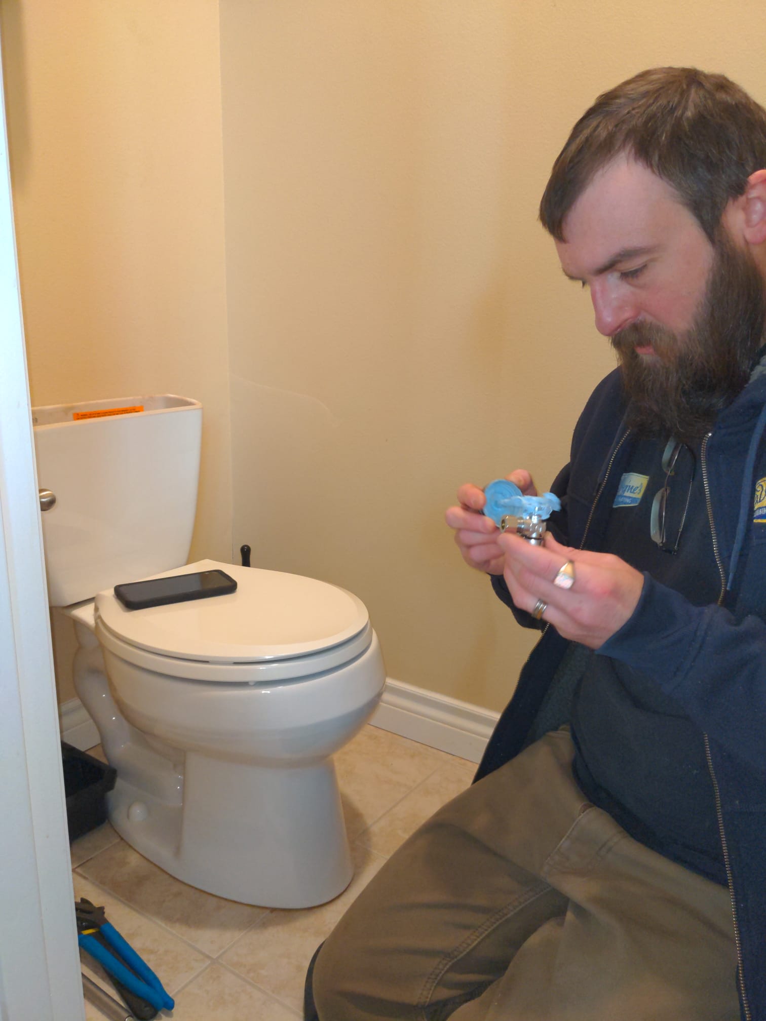 Toilet repair plumber
