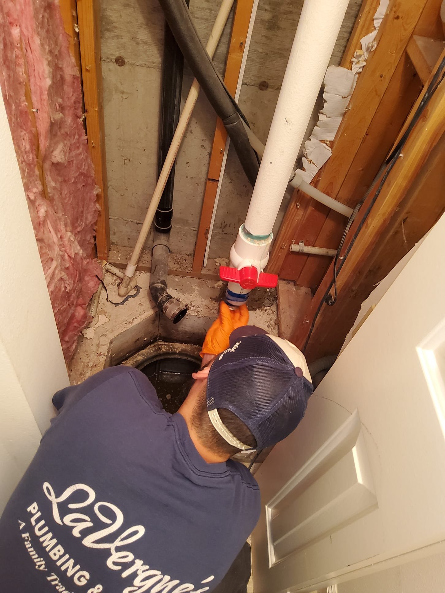 New well pressure tank installed and plumbed by LaVergne's at a rural home