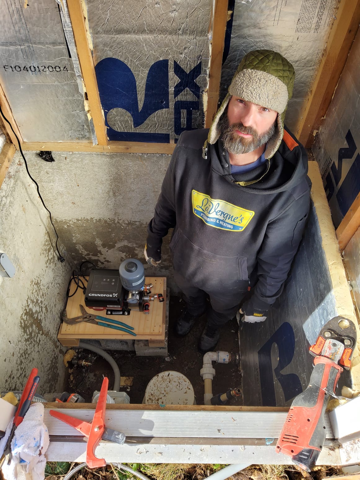 LaVergne's Technician in Conway, WA